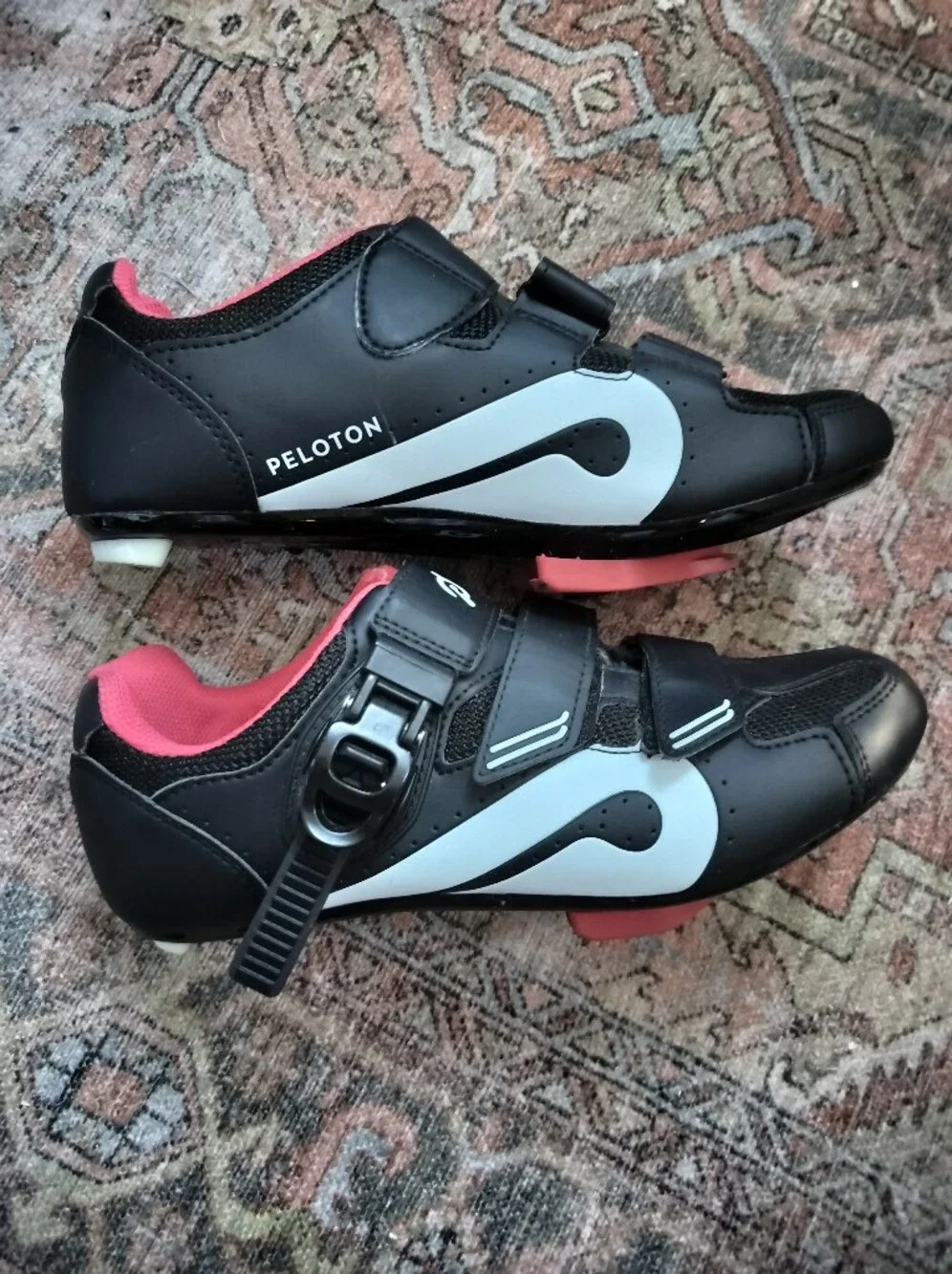 EUC Peloton Black With White And Red Cycling Shoes - Size 40 (~7.5/9)